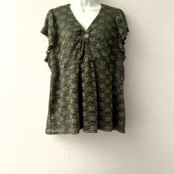 CATO PLUS FLORAL LACE TOP 18/20 - Picture 3 of 14